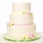 vintage flowers wedding cake