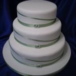 Green Ribbon wedding cake